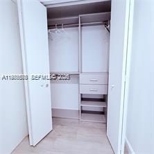 55 SW 9th St #3903, Miami FL 33130