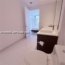 55 SW 9th St #3903, Miami FL 33130