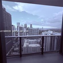 55 SW 9th St #3903, Miami FL 33130