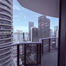 55 SW 9th St #3903, Miami FL 33130