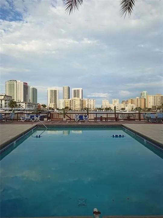 462 Golden Isles Dr #202, Hallandale Beach FL 33009