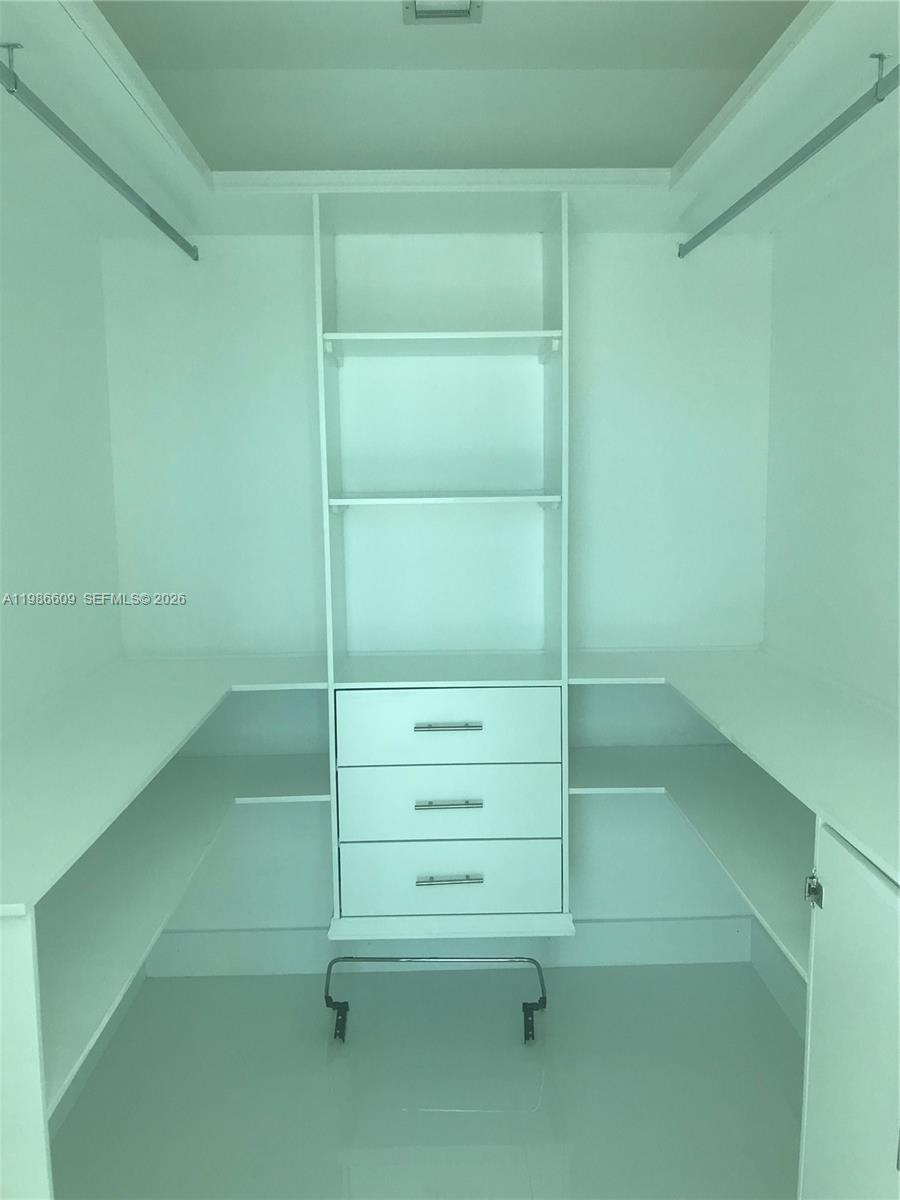 888 Biscayne Blvd #4507, Miami FL 33132