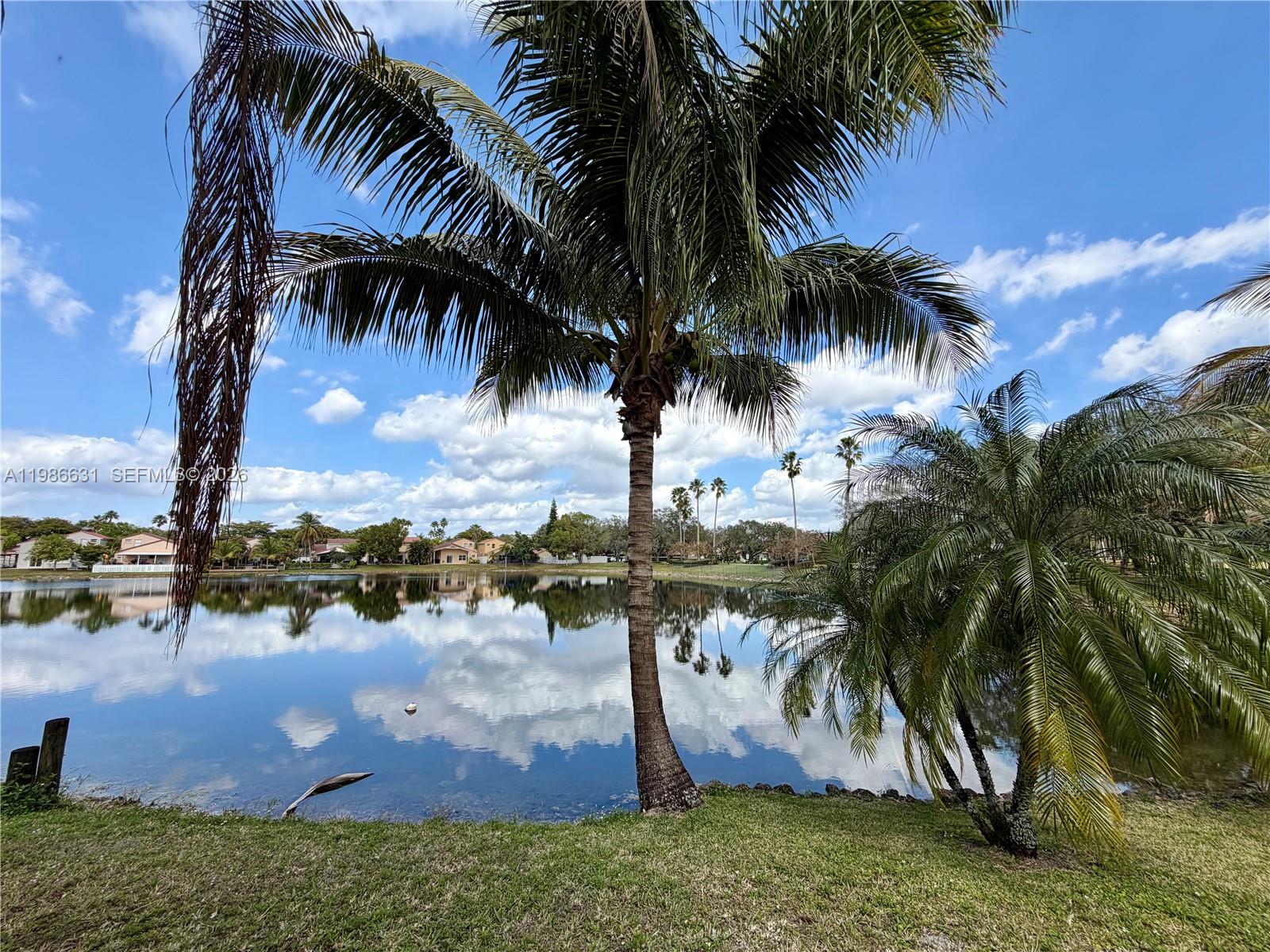 12619 NW 11th Pl, Sunrise FL 33323