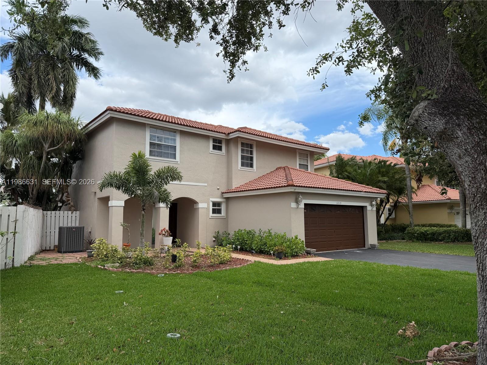 12619 NW 11th Pl, Sunrise FL 33323