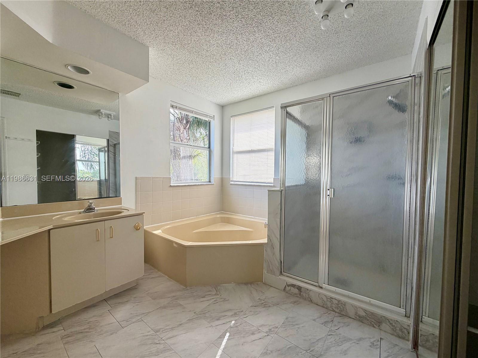 12619 NW 11th Pl, Sunrise FL 33323
