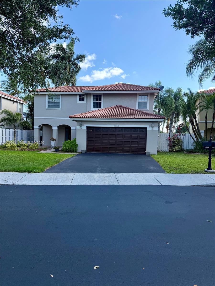 12619 NW 11th Pl, Sunrise FL 33323