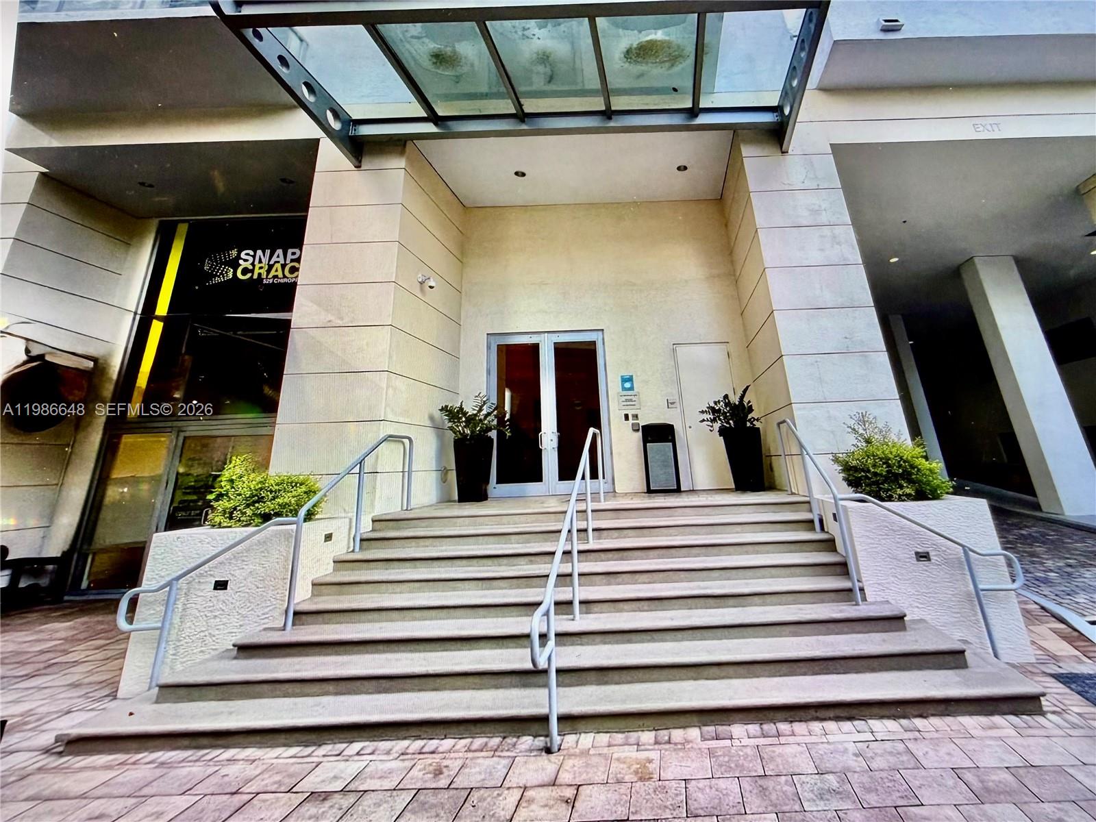 1050 Brickell Ave #2102, Miami FL 33131