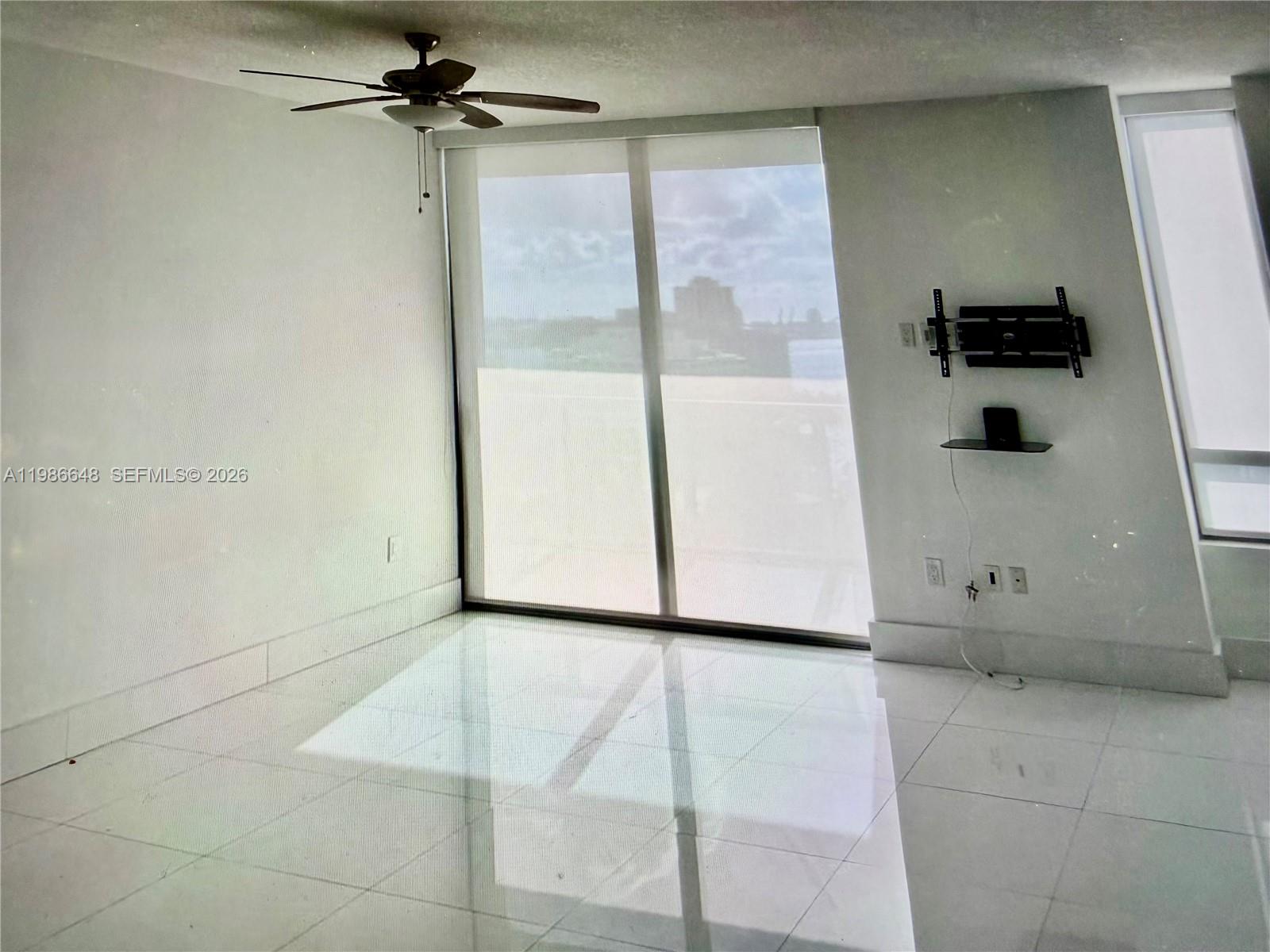 1050 Brickell Ave #2102, Miami FL 33131