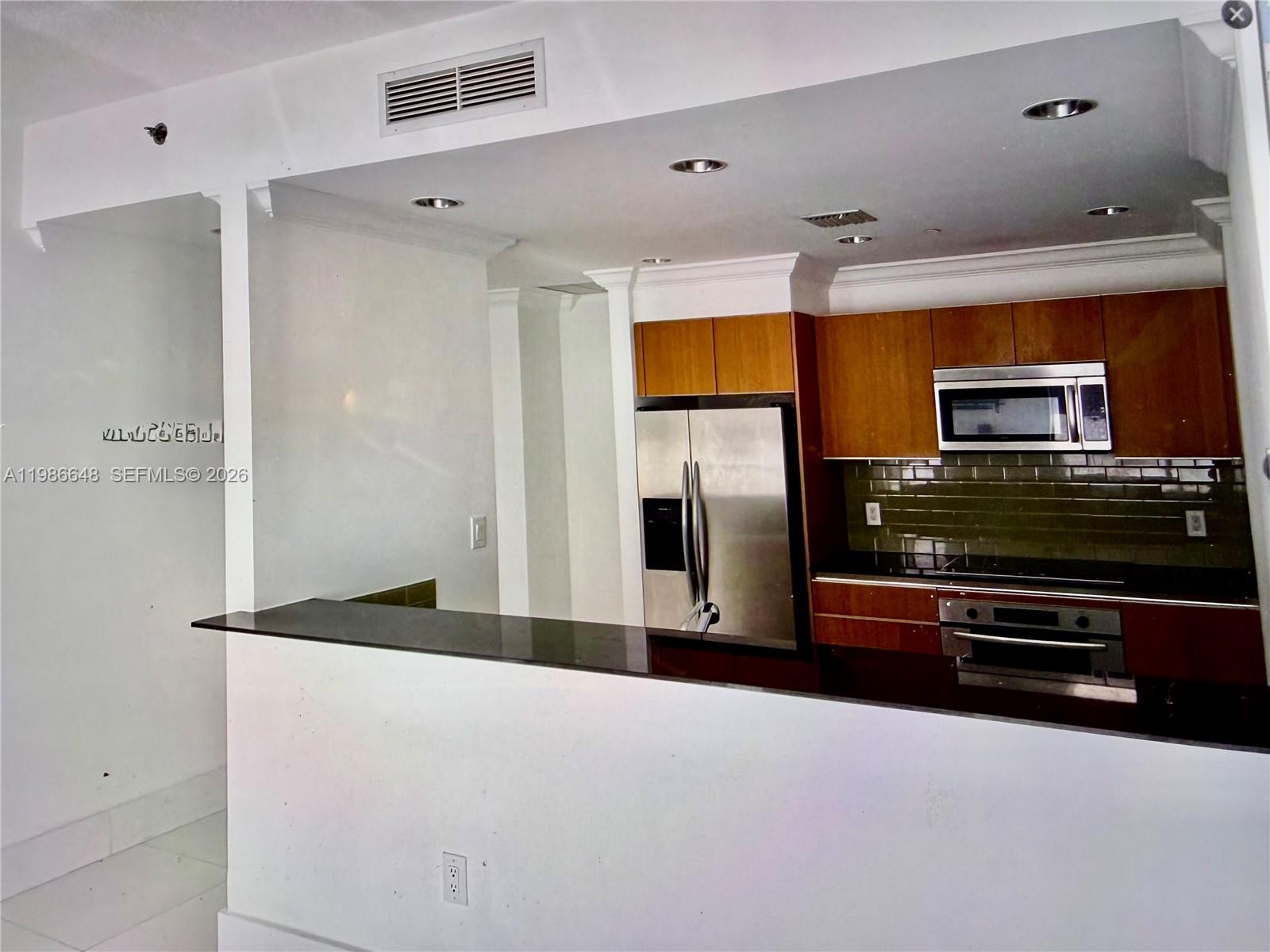 1050 Brickell Ave #2102, Miami FL 33131