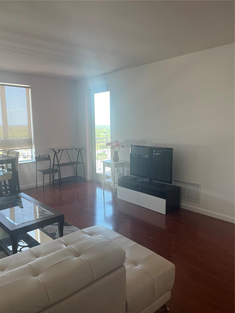7350 SW 89th St #1801S, Miami FL 33156