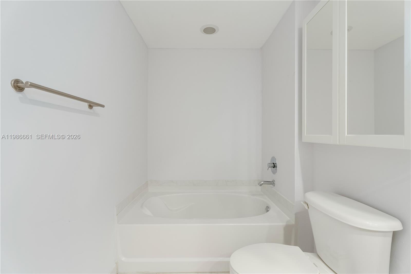 951 Brickell Ave #3607, Miami FL 33131