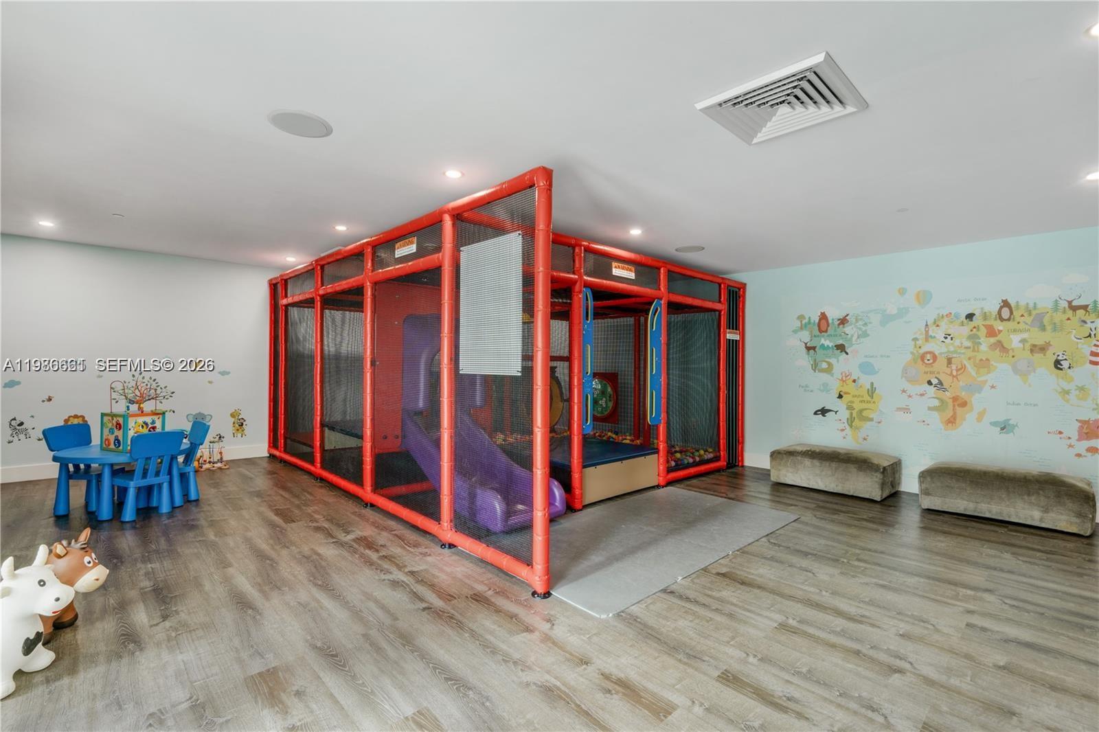 951 Brickell Ave #3607, Miami FL 33131