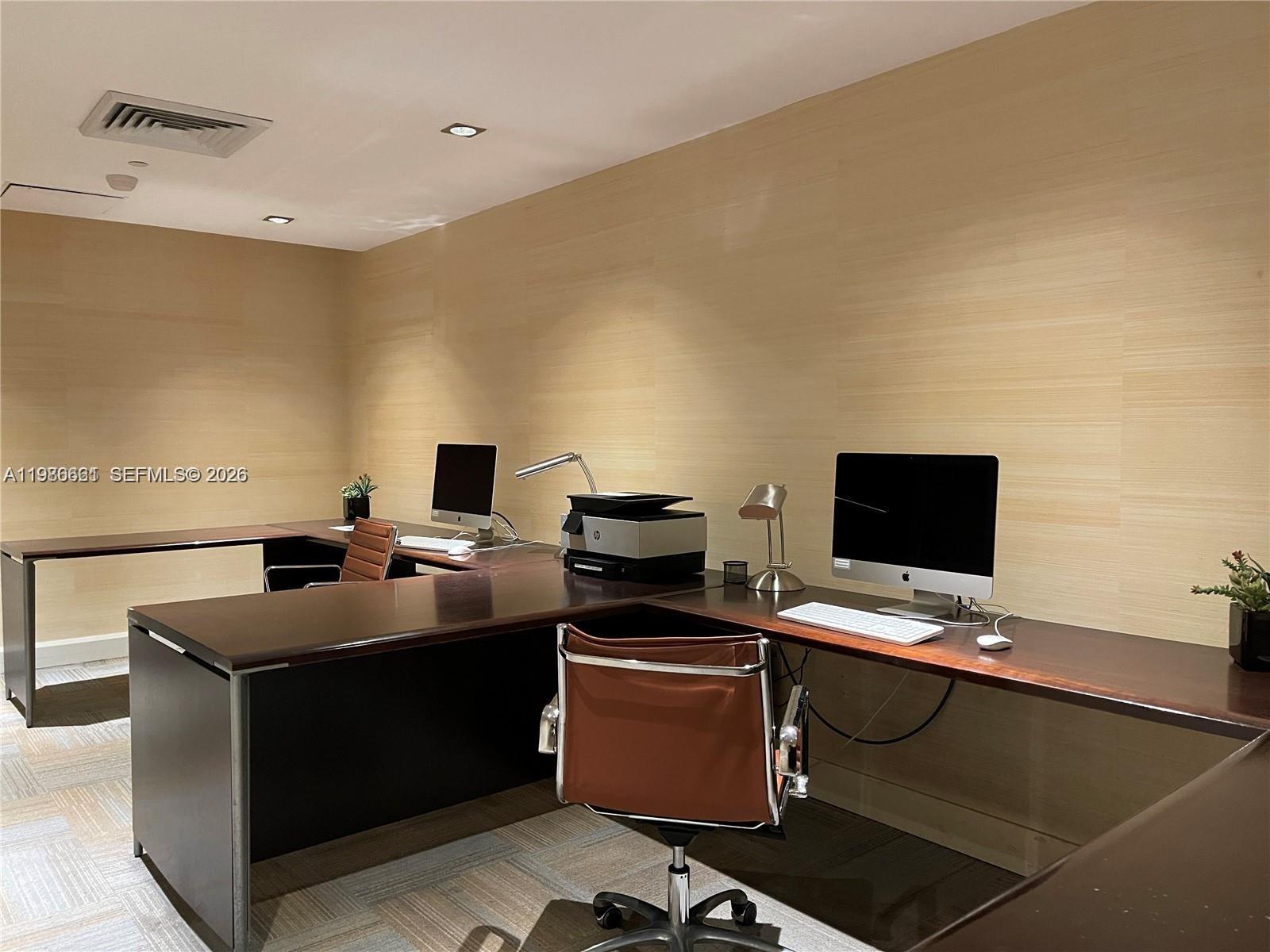 951 Brickell Ave #3607, Miami FL 33131