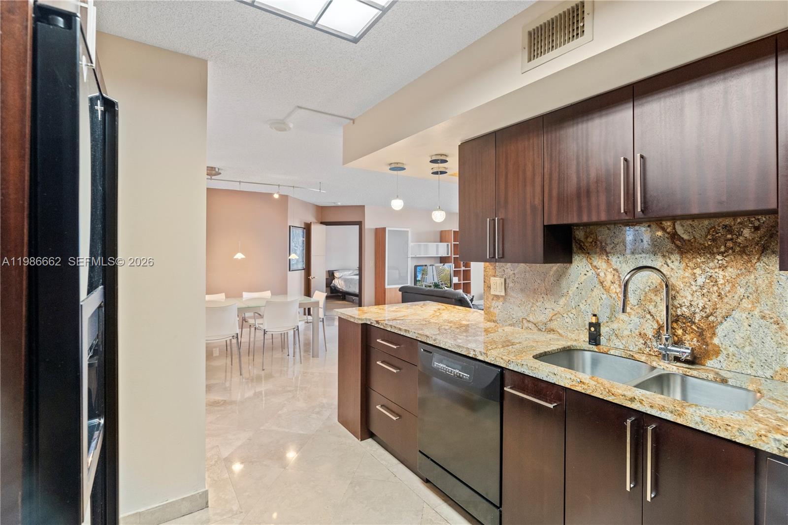 19101 NE 36th Ct #409, Aventura FL 33180