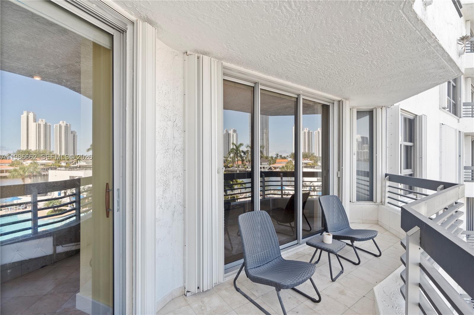 19101 NE 36th Ct #409, Aventura FL 33180