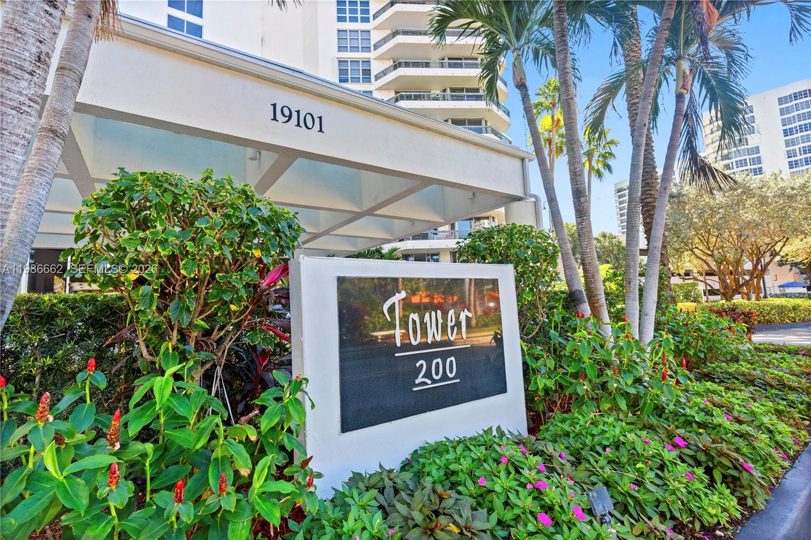 19101 NE 36th Ct #409, Aventura FL 33180