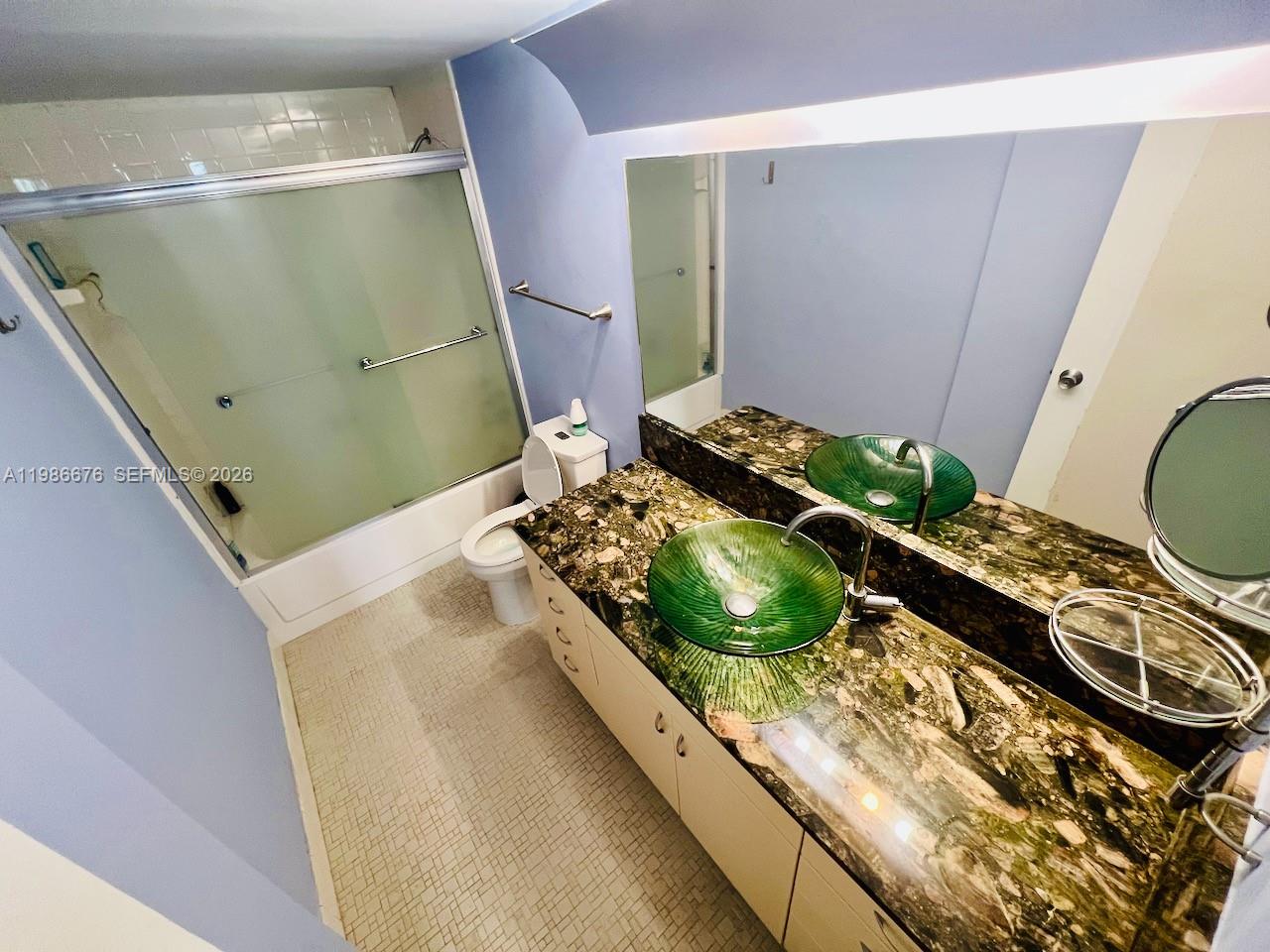 900 Bay Dr #411, Miami Beach FL 33141