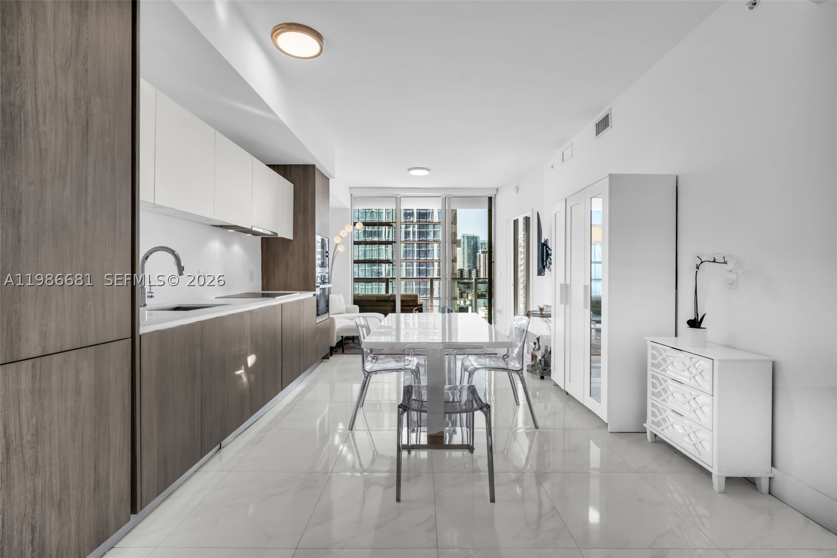 2900 NE 7th Ave #1408, Miami FL 33137