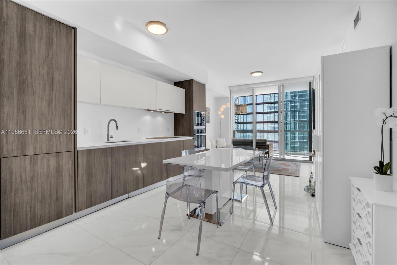 2900 NE 7th Ave #1408, Miami FL 33137