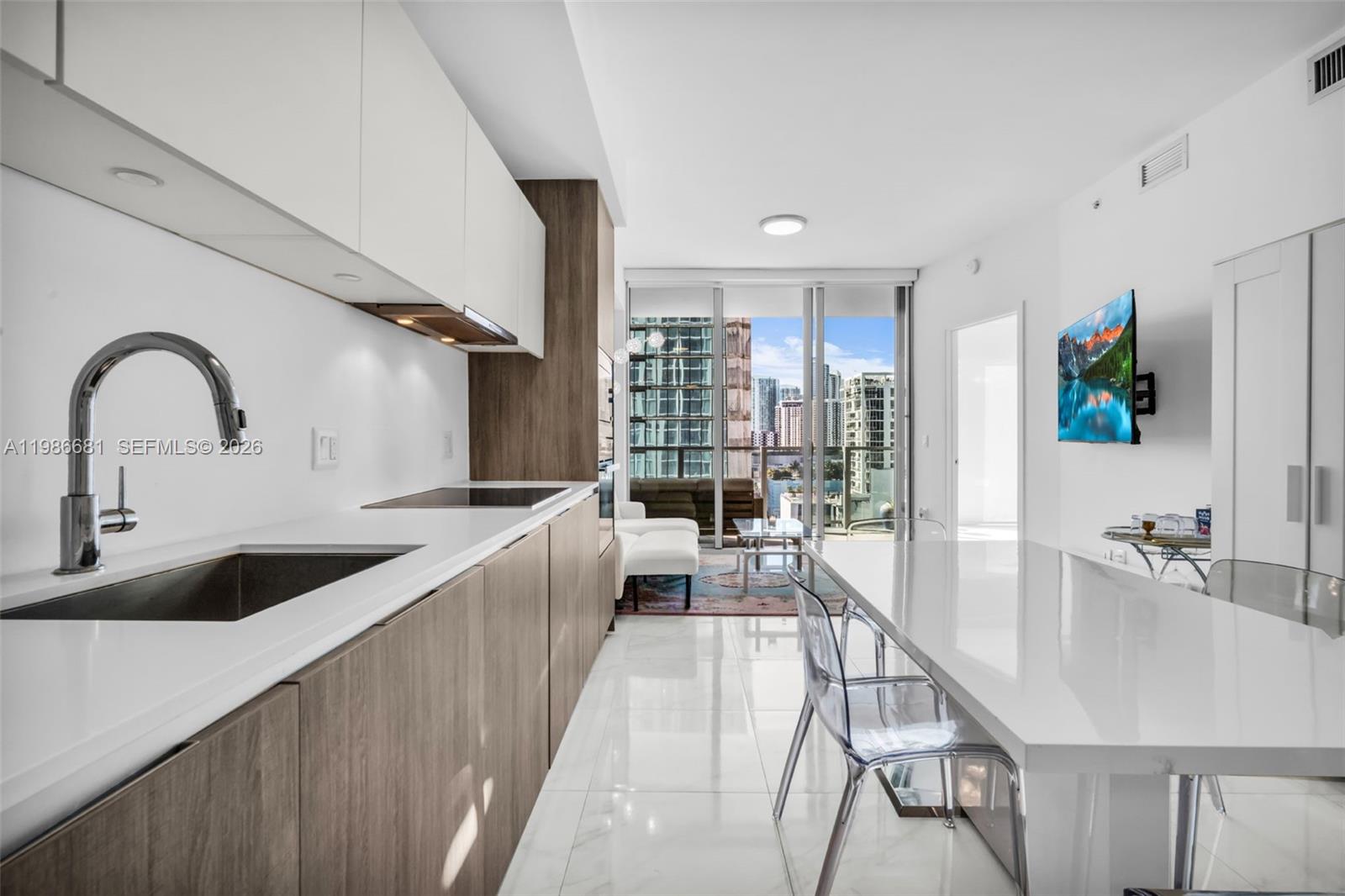 2900 NE 7th Ave #1408, Miami FL 33137