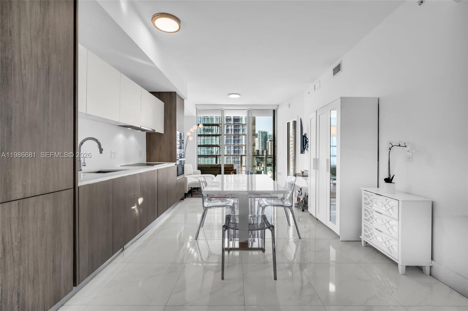 2900 NE 7th Ave #1408, Miami FL 33137