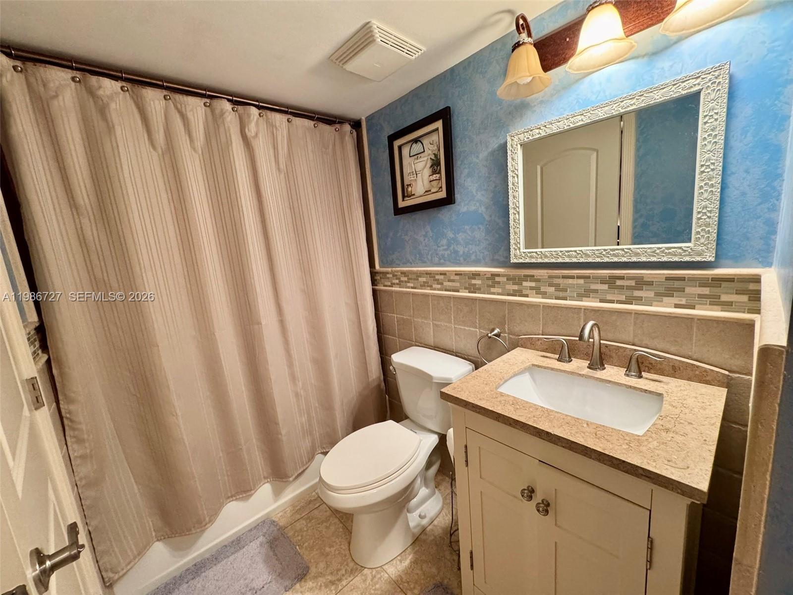 3909 N Ocean Blvd #208, Fort Lauderdale FL 33308