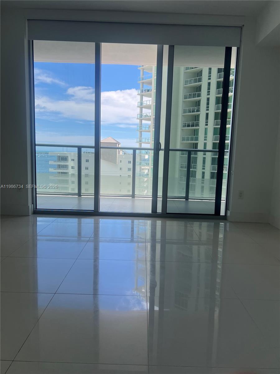 1300 Brickell Bay Dr #1606, Miami FL 33131