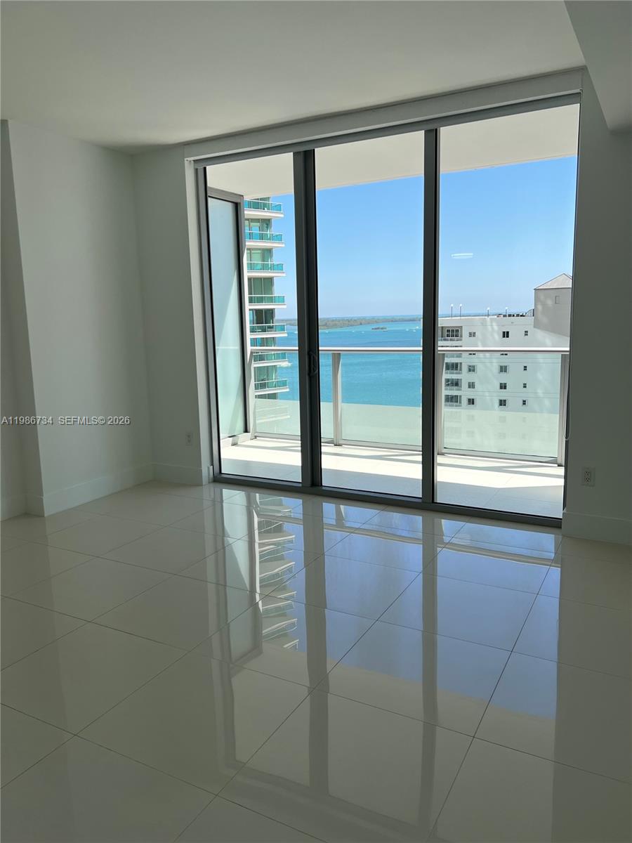 1300 Brickell Bay Dr #1606, Miami FL 33131