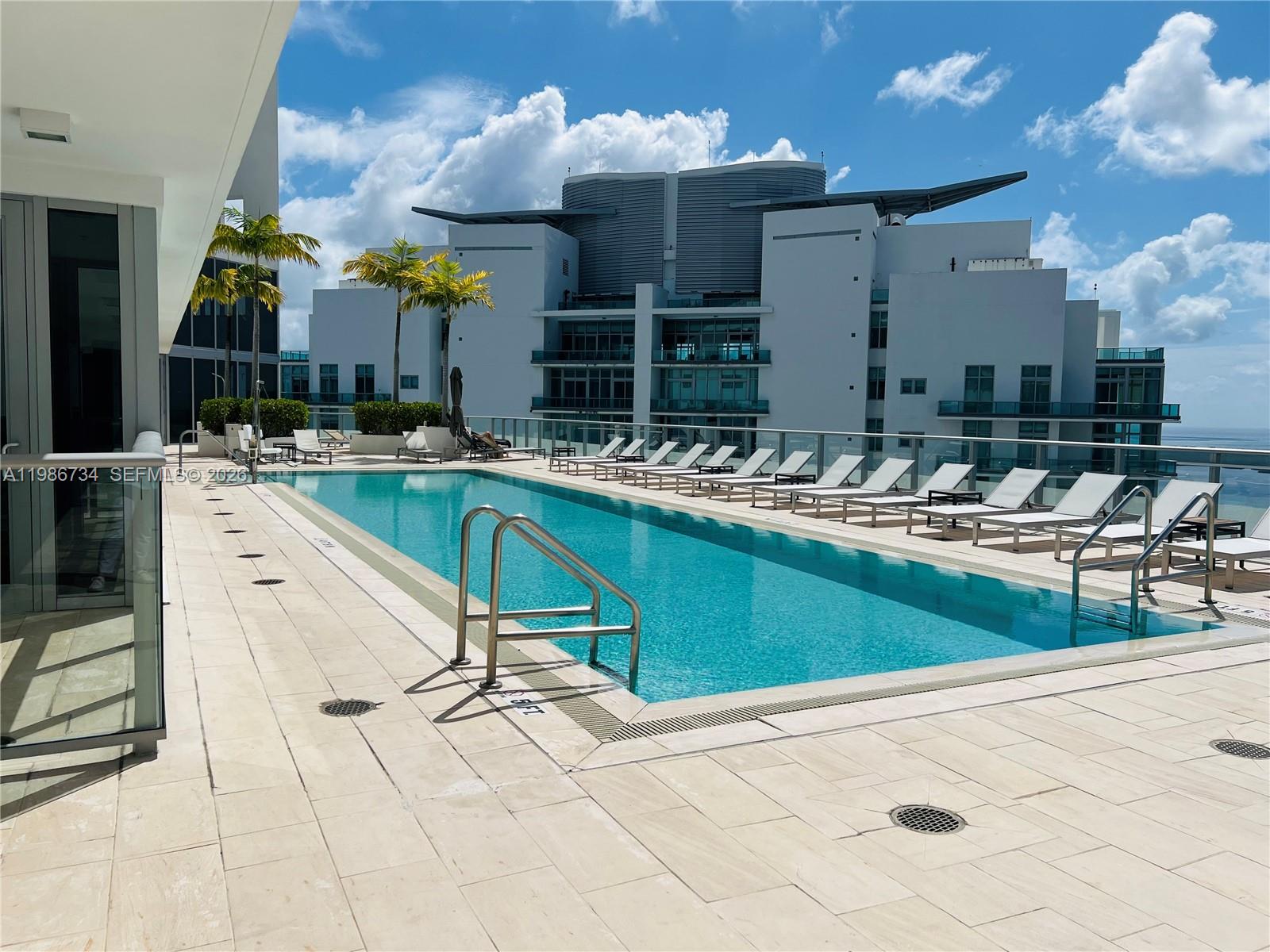 1300 Brickell Bay Dr #1606, Miami FL 33131