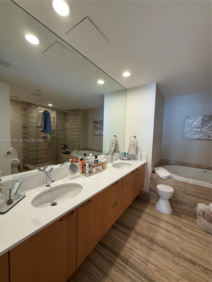 16001 Collins Ave #3002, Sunny Isles Beach FL 33160
