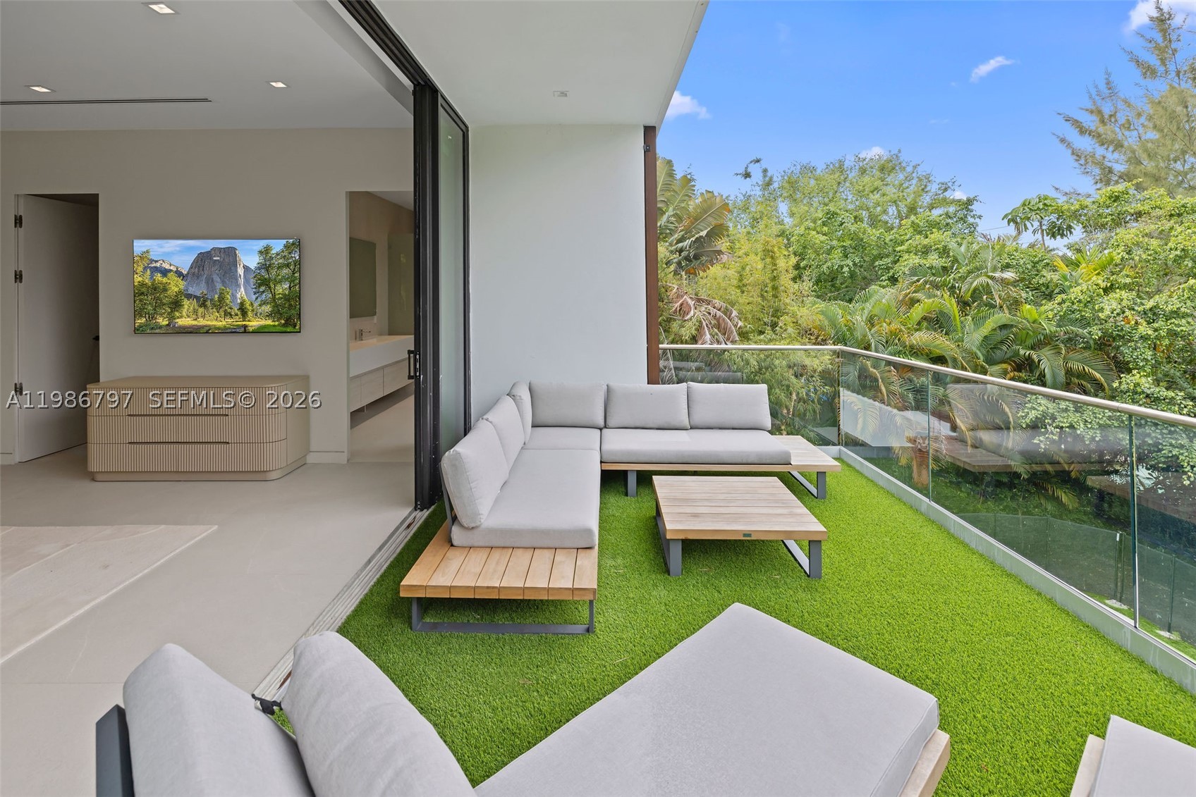4534 Sheridan Ave, Miami Beach FL 33140
