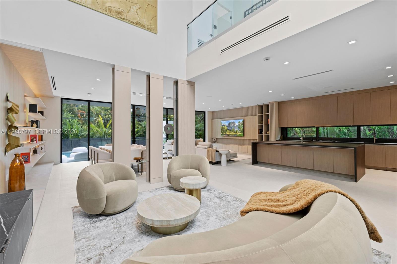 4534 Sheridan Ave, Miami Beach FL 33140