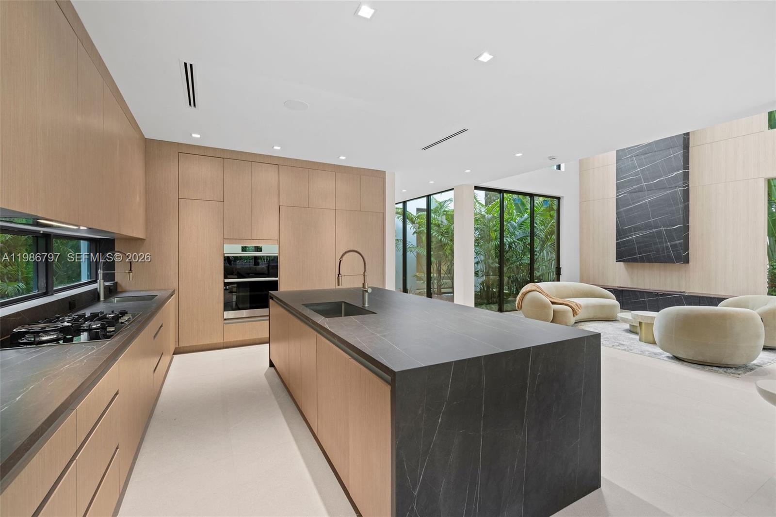 4534 Sheridan Ave, Miami Beach FL 33140