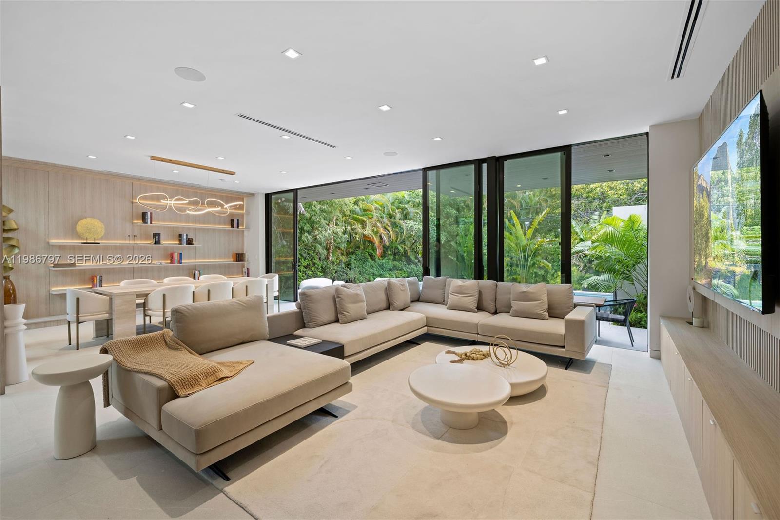 4534 Sheridan Ave, Miami Beach FL 33140
