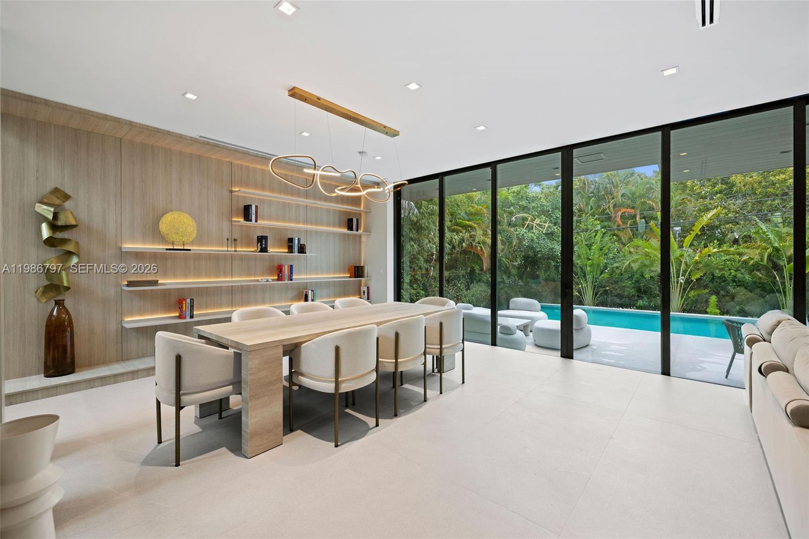 4534 Sheridan Ave, Miami Beach FL 33140