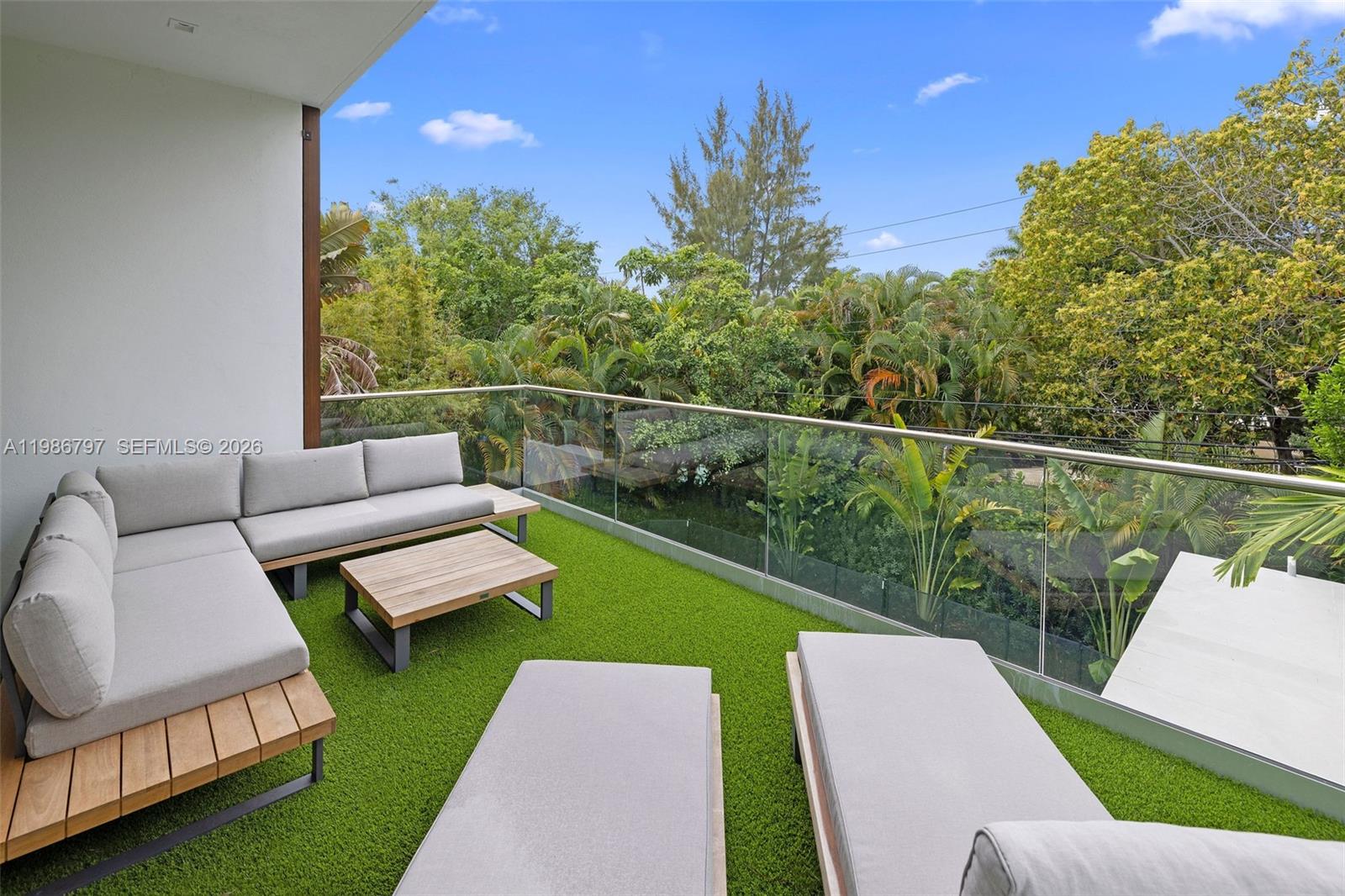 4534 Sheridan Ave, Miami Beach FL 33140