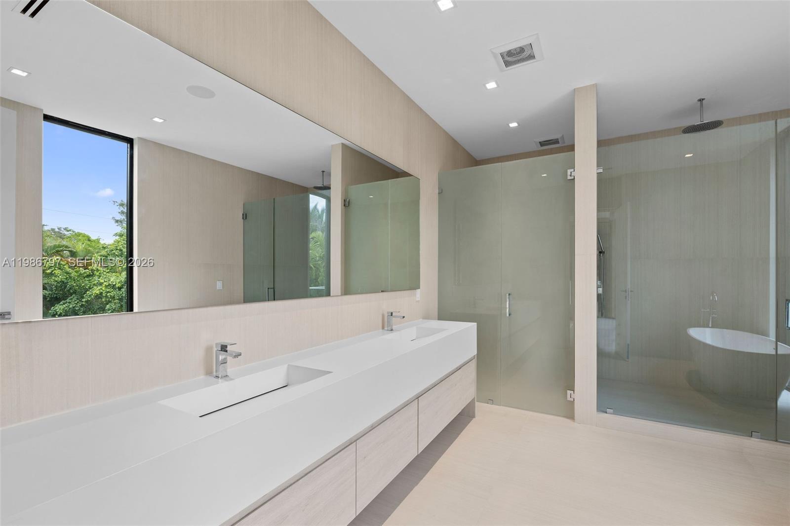 4534 Sheridan Ave, Miami Beach FL 33140