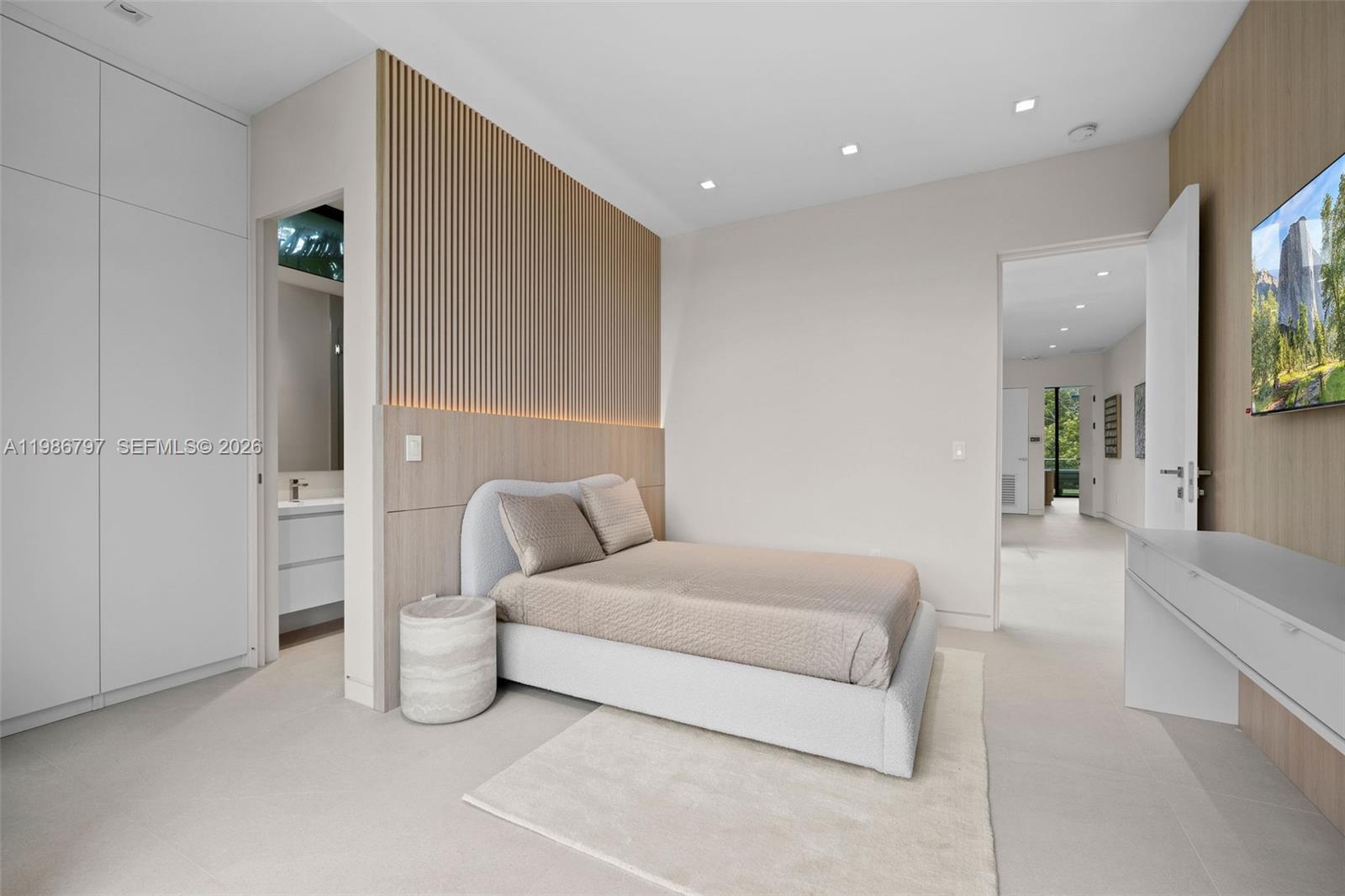4534 Sheridan Ave, Miami Beach FL 33140