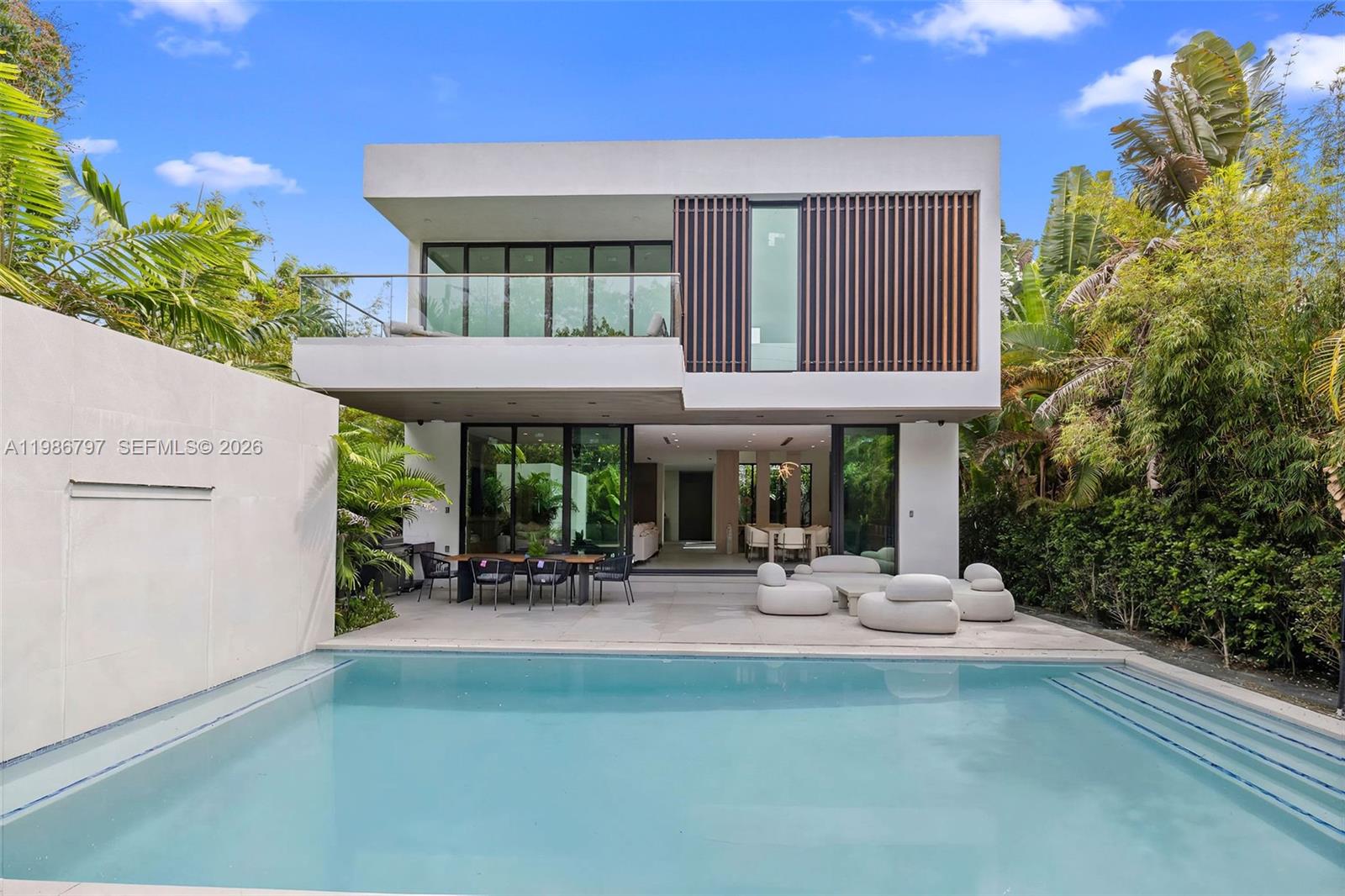4534 Sheridan Ave, Miami Beach FL 33140
