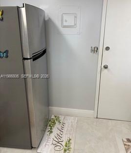 427 Golden Isles Dr #10D, Hallandale Beach FL 33009