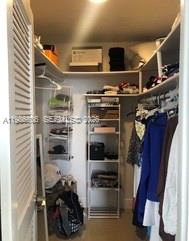 427 Golden Isles Dr #10D, Hallandale Beach FL 33009