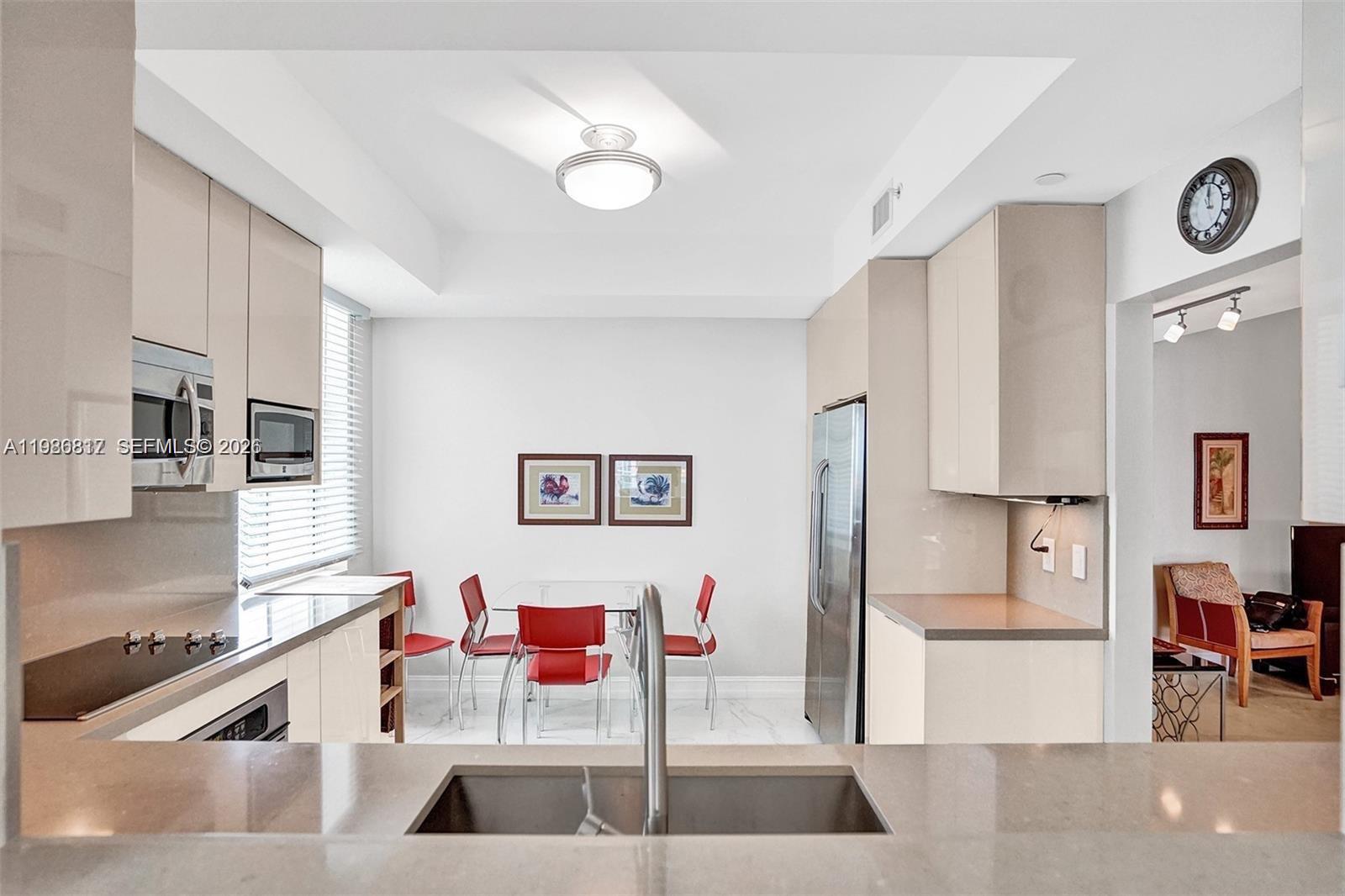 3340 NE 190th St #1409, Aventura FL 33180