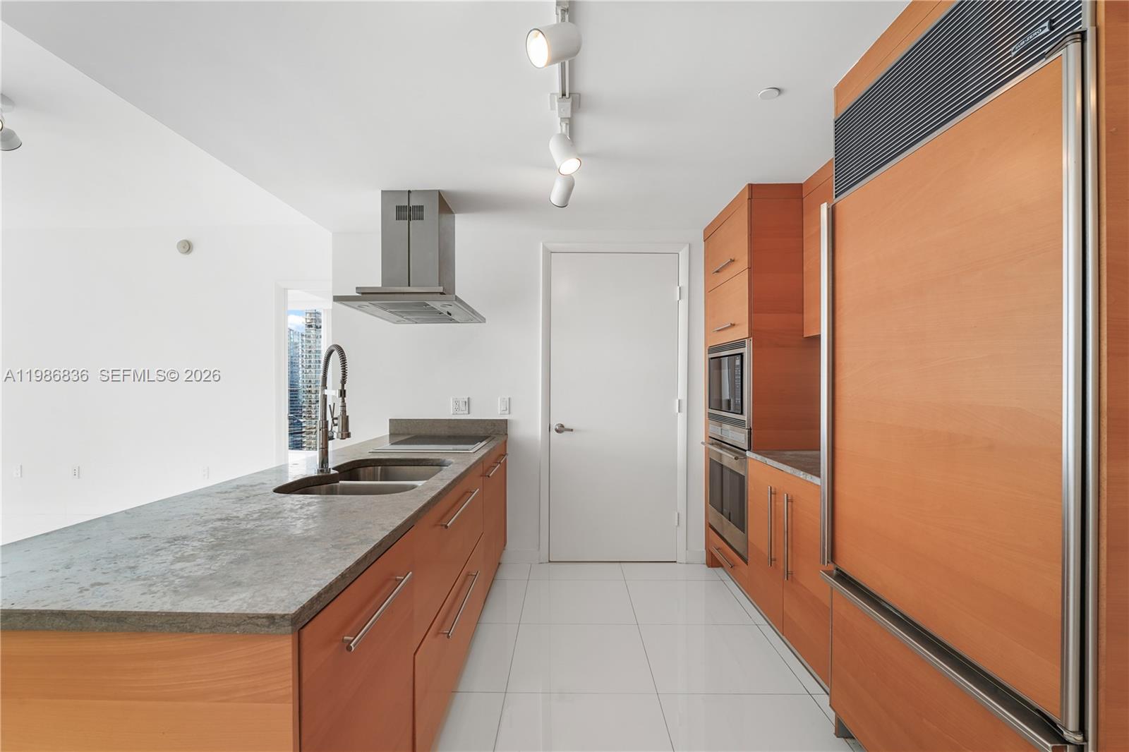 495 Brickell Ave #3311, Miami FL 33131
