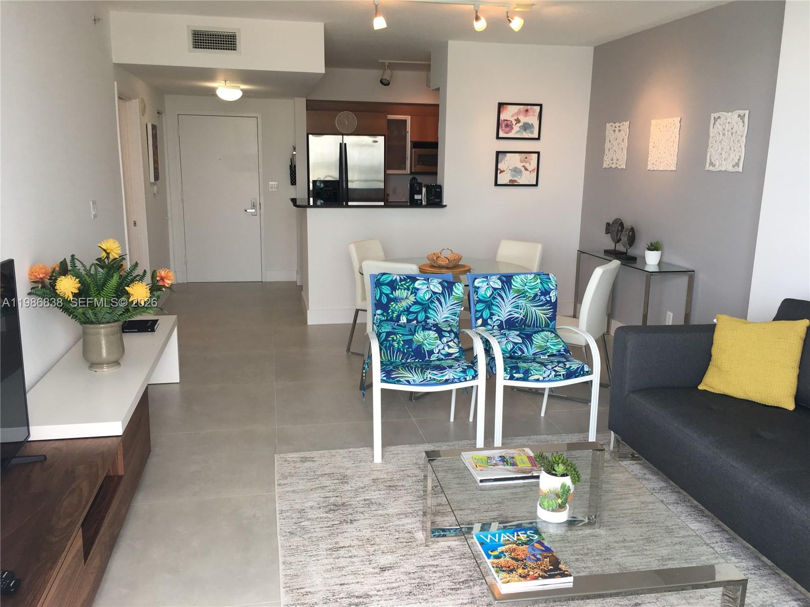 335 S Biscayne Blvd #3910, Miami FL 33131