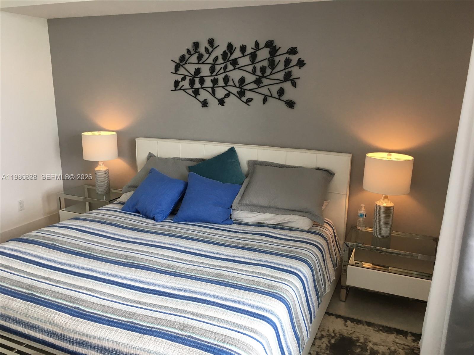 335 S Biscayne Blvd #3910, Miami FL 33131