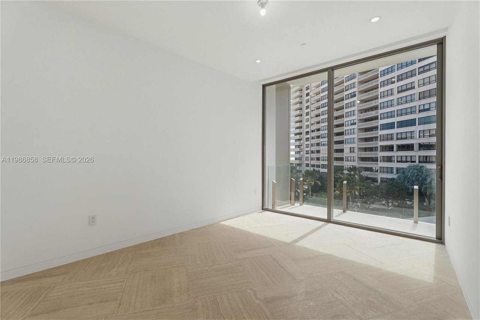 5 Grove Isle Dr #L502, Coconut Grove FL 33133
