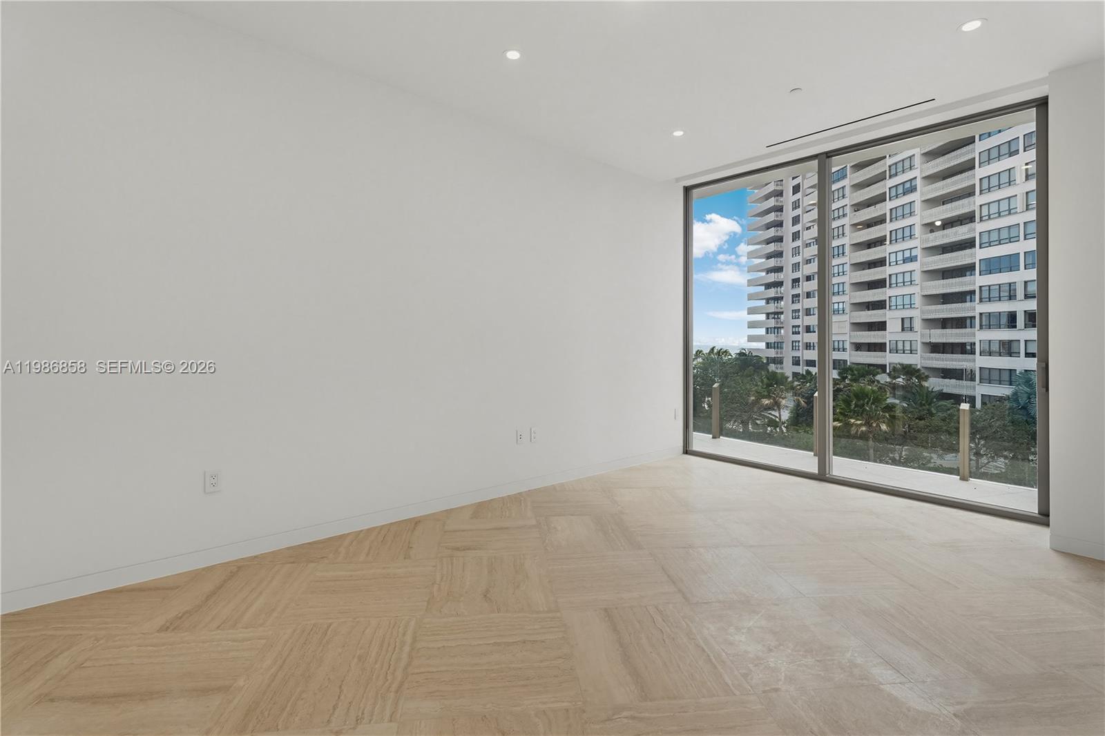 5 Grove Isle Dr #L502, Coconut Grove FL 33133