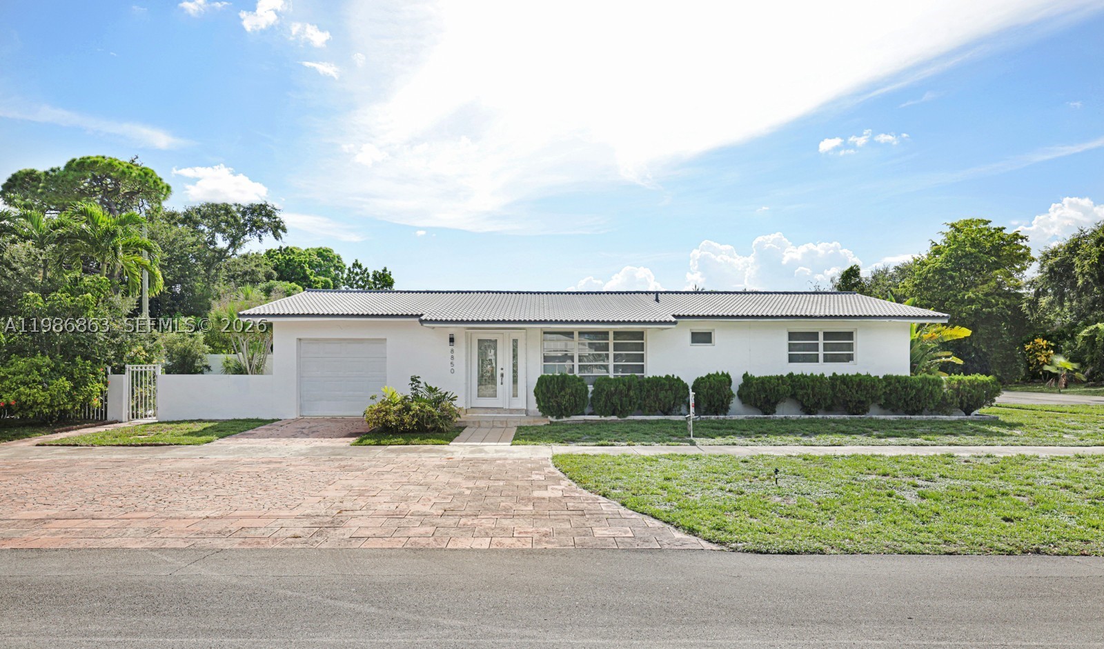 8850 NE 4th Ave, El Portal FL 33138