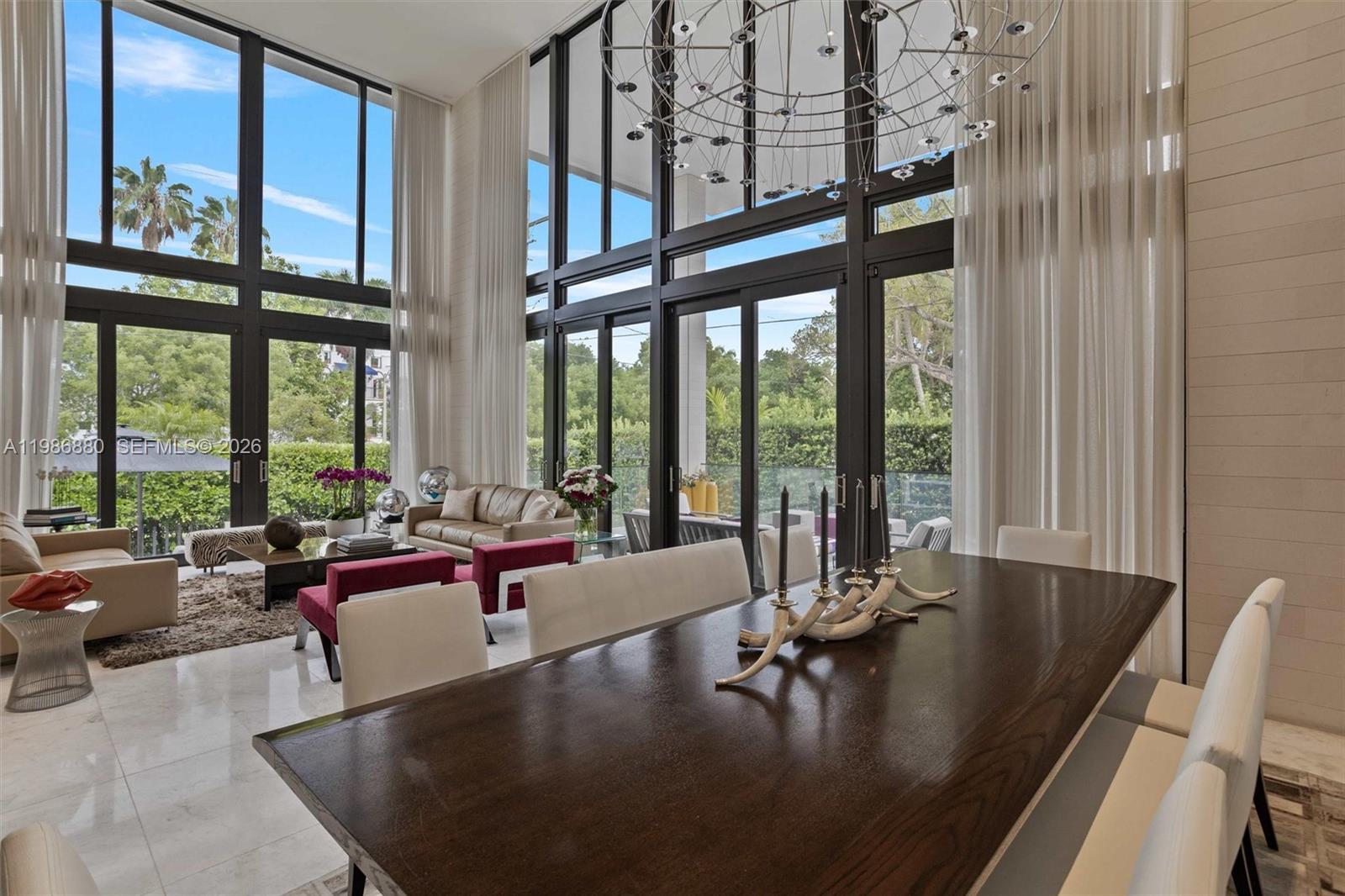 610 Harbor Cir, Key Biscayne FL 33149