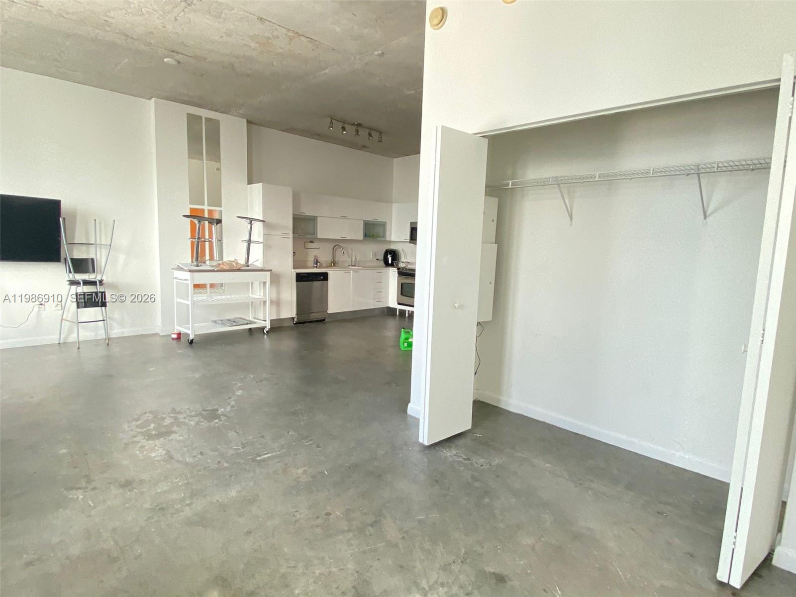 133 NE 2nd Ave #3407, Miami FL 33132